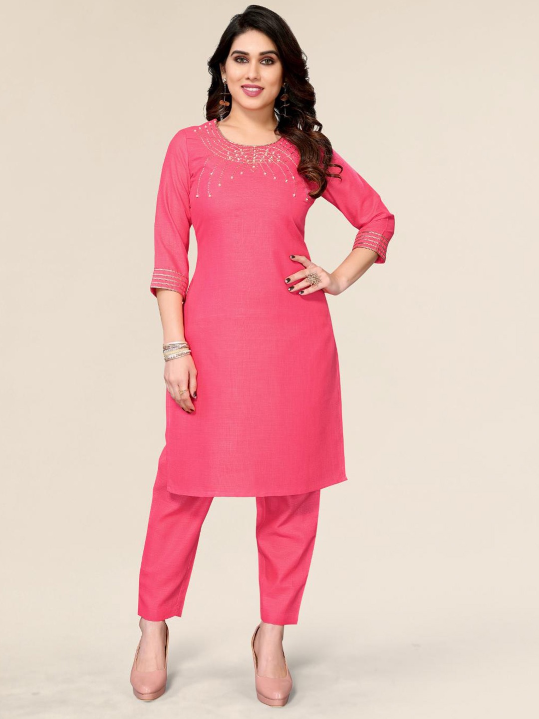 

TITANIUM SILK INDUSTRIES PVT. LTD. Round Neck Straight Kurta with Trouser, Pink