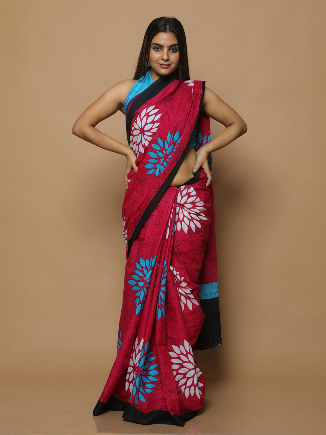 

NIKHILAM Floral Printed Pure Cotton Block Print Saree, Pink