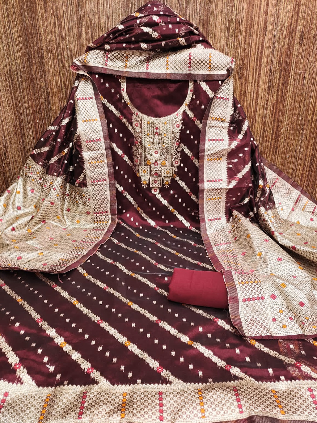 

ZEEPKART Ethnic Motif Woven Design Zari Unstitched Dress Material, Maroon