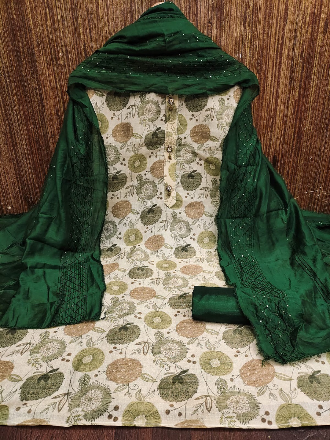 

ZEEPKART Floral Printed Unstitched Dress Material, Green