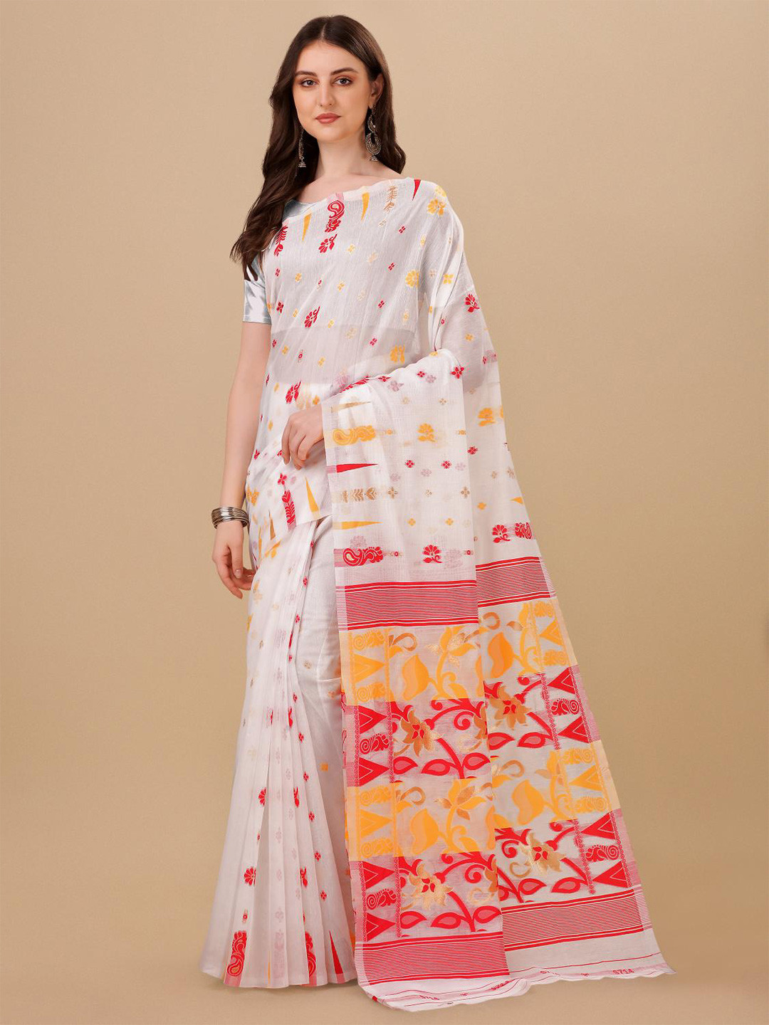

LIMDO Woven Design Pure Cotton Jamdani Saree, White