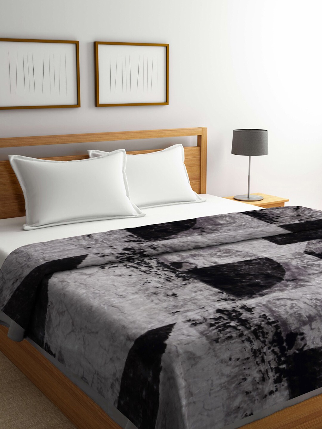

Arrabi Grey & Black Geometric Woollen Mild Winter Double Bed Blanket