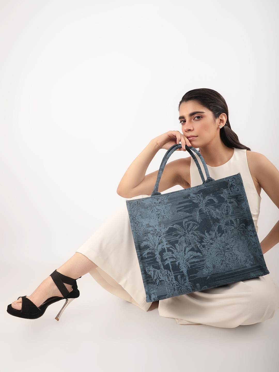 

earthbags Luna Box Tote Bag, Blue