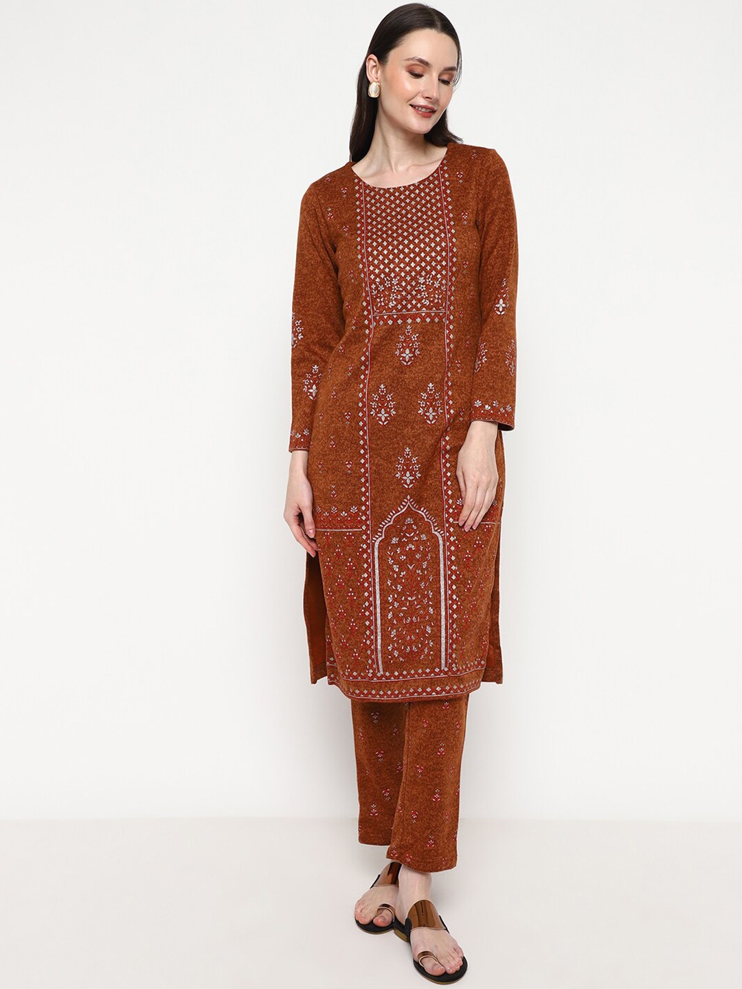 

Be Indi Women Printed Kurta with Trouser, Brown