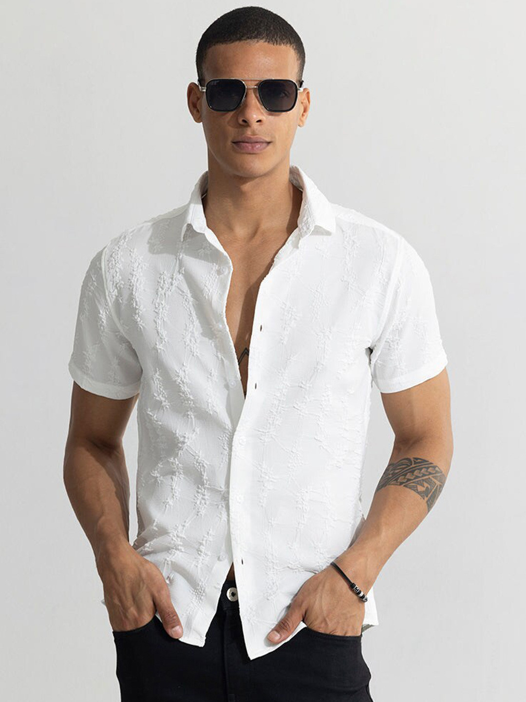 

Snitch White Classic Slim Fit Casual Shirt