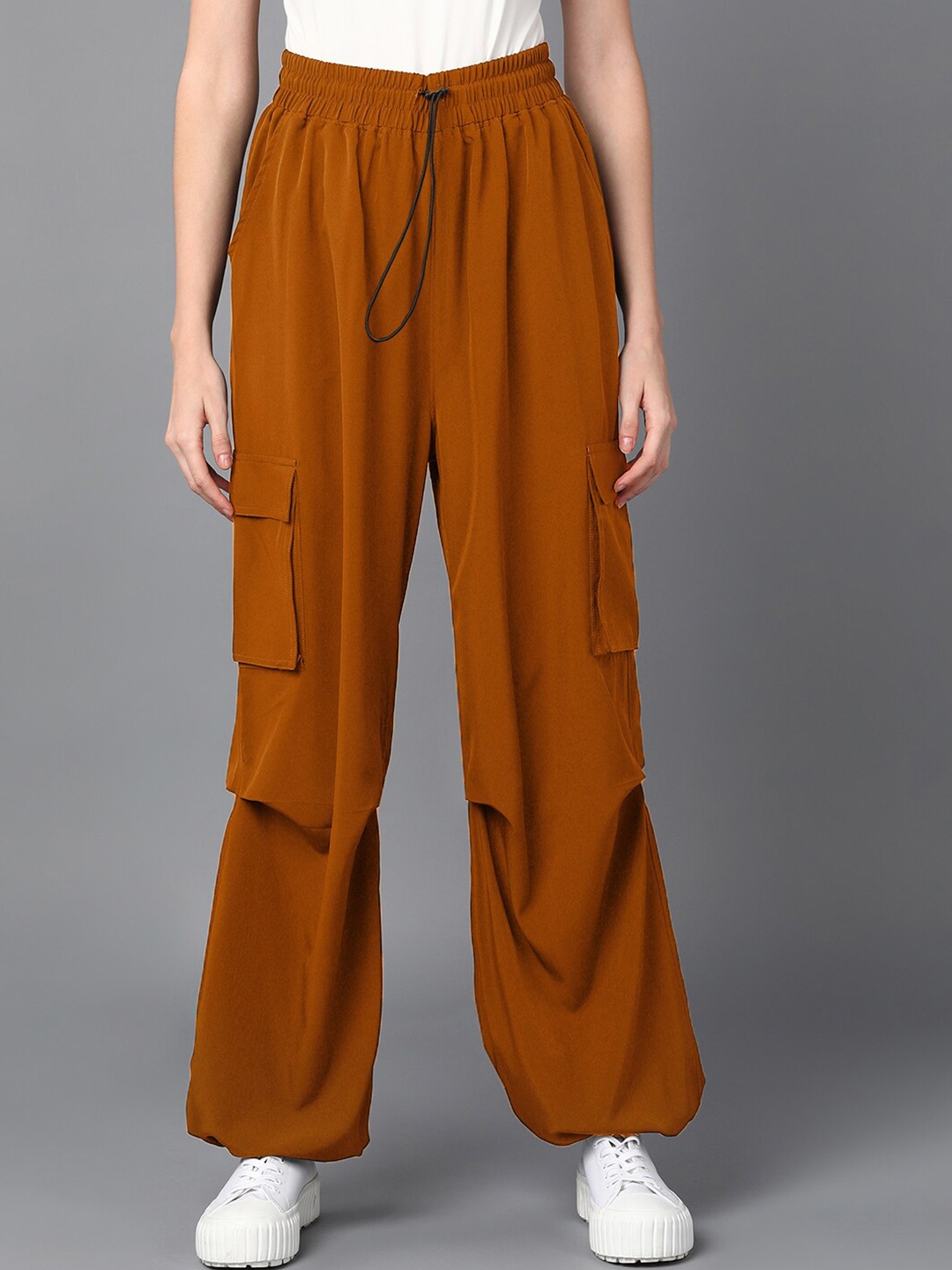

DressBerry Women Mid-Rise Baggy-Fit Parachute Track Pant, Mustard