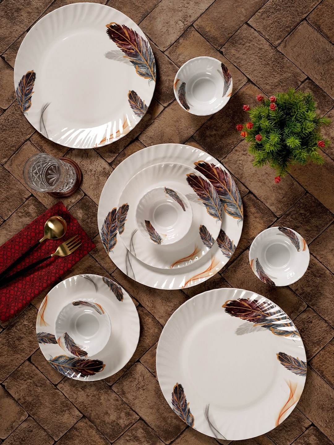 

CDI White Brown 18 Pieces Printed Melamine Glossy Dinner Set