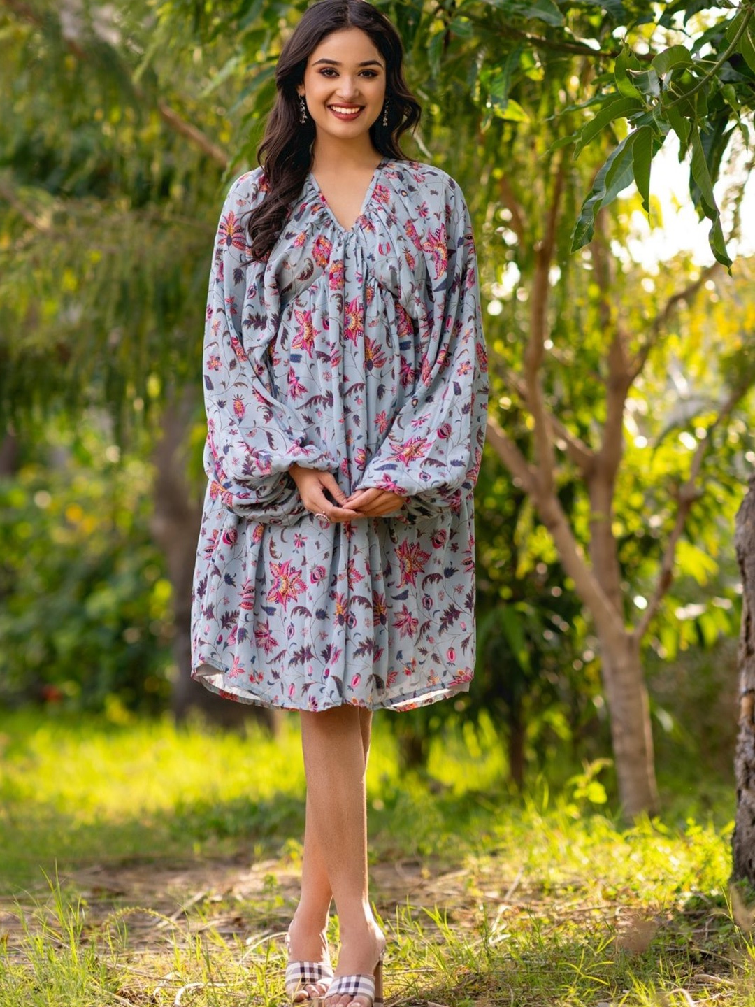 

HOUSE OF JAMOTI Floral V-Neck Puff Sleeves Fit and Flare Dress, Grey