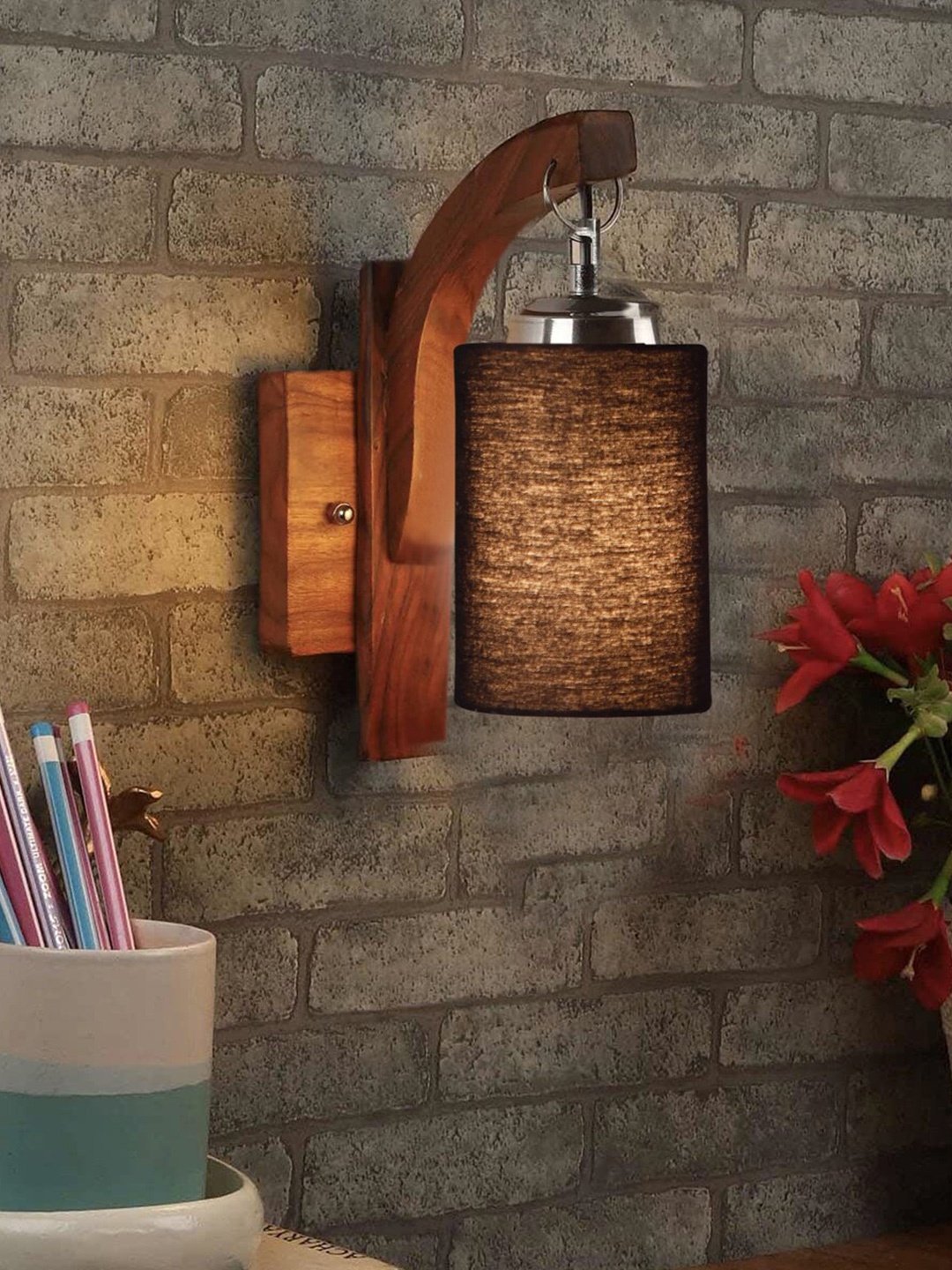 

Devansh Black & Brown Wooden Cylinder Shaped Wall Lamp