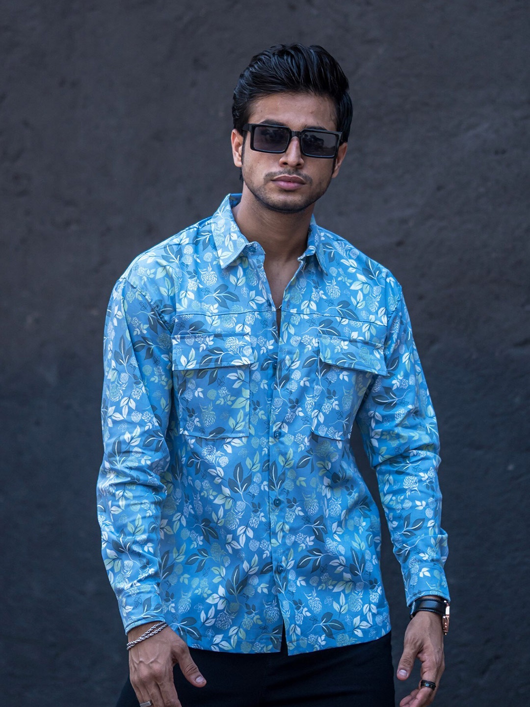 

Maniac Classic Floral Cotton Spread Collar Oversized Casual Shirt, Blue