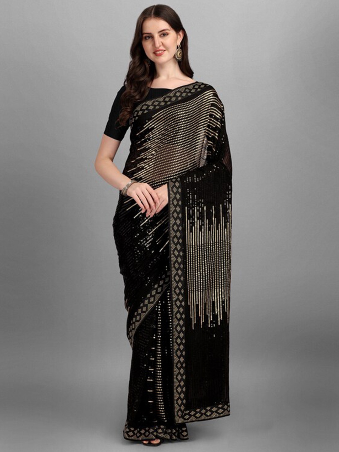 

Thishma Sequinned Leheriya Saree, Gold