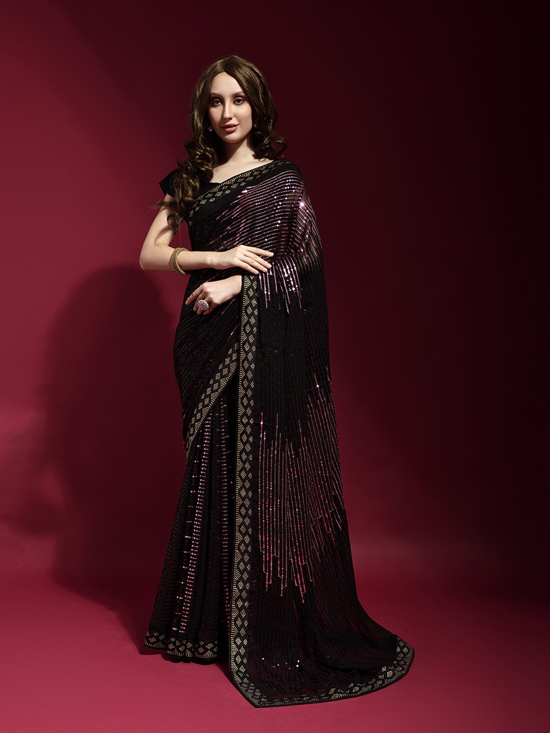 

Thishma Sequinned Leheriya Saree, Black