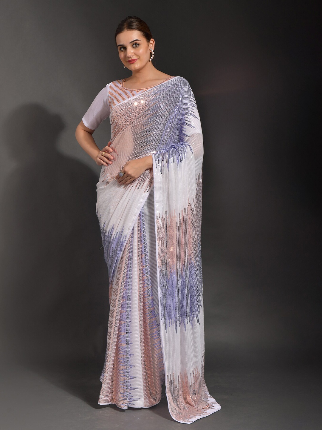 

Thishma Sequinned Leheriya Saree, White