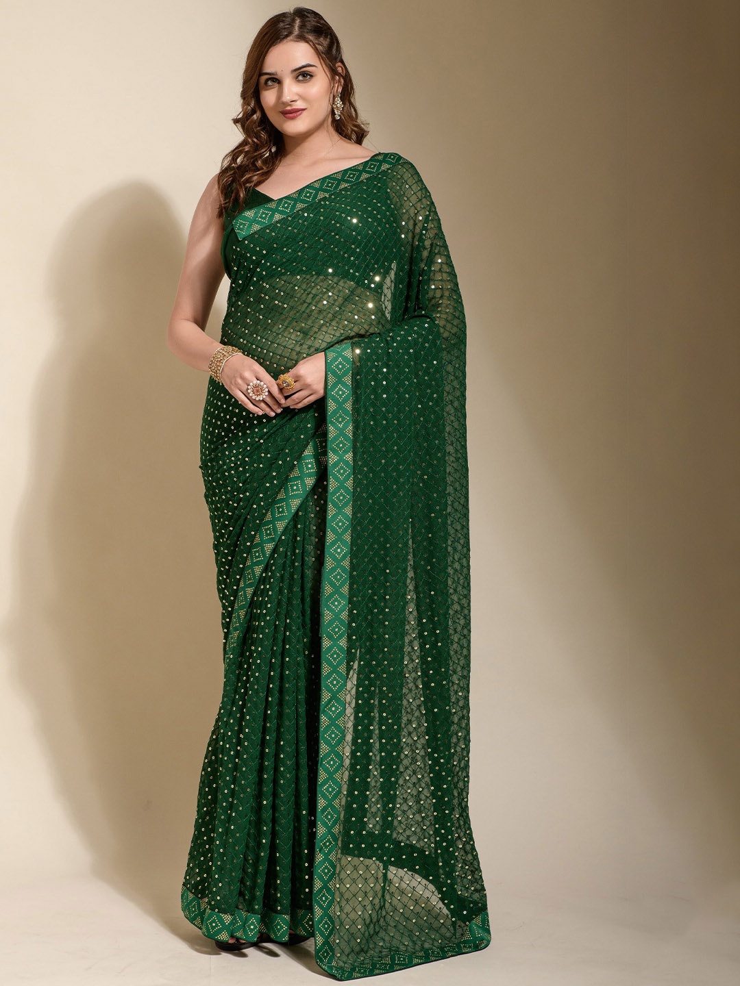 

Thishma Checked Sequinned Embroidered Saree, Green