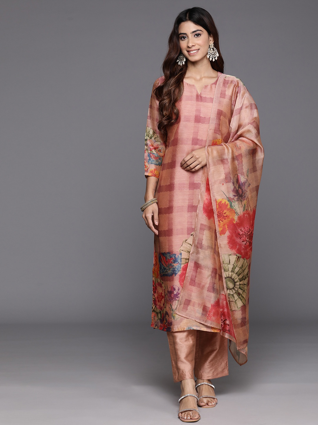 

Varanga Women Floral Printed Regular Chanderi Silk Kurta with Trousers & With Dupatta, Peach