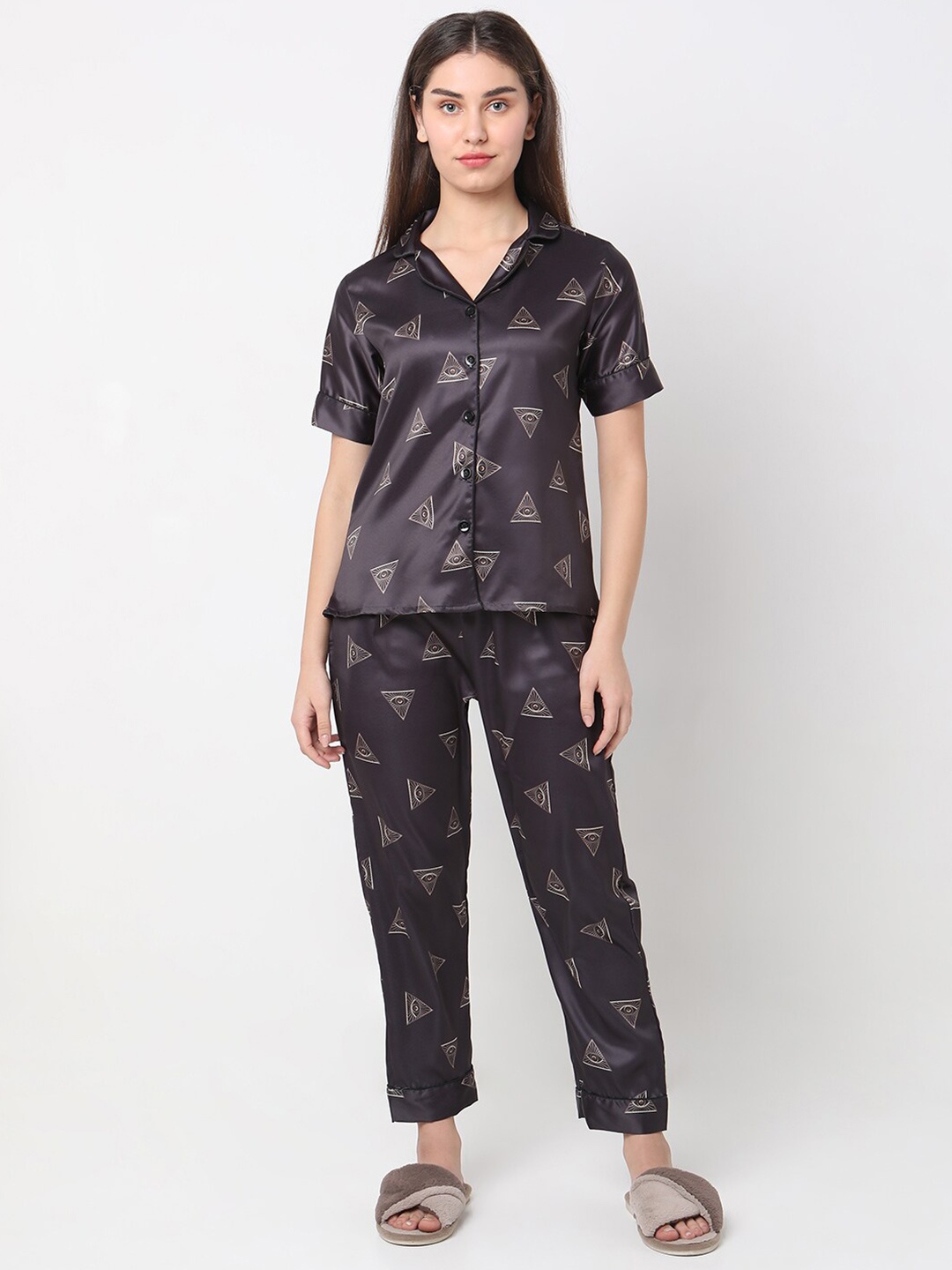 

Smarty Pants Printed Satin Night suit, Black