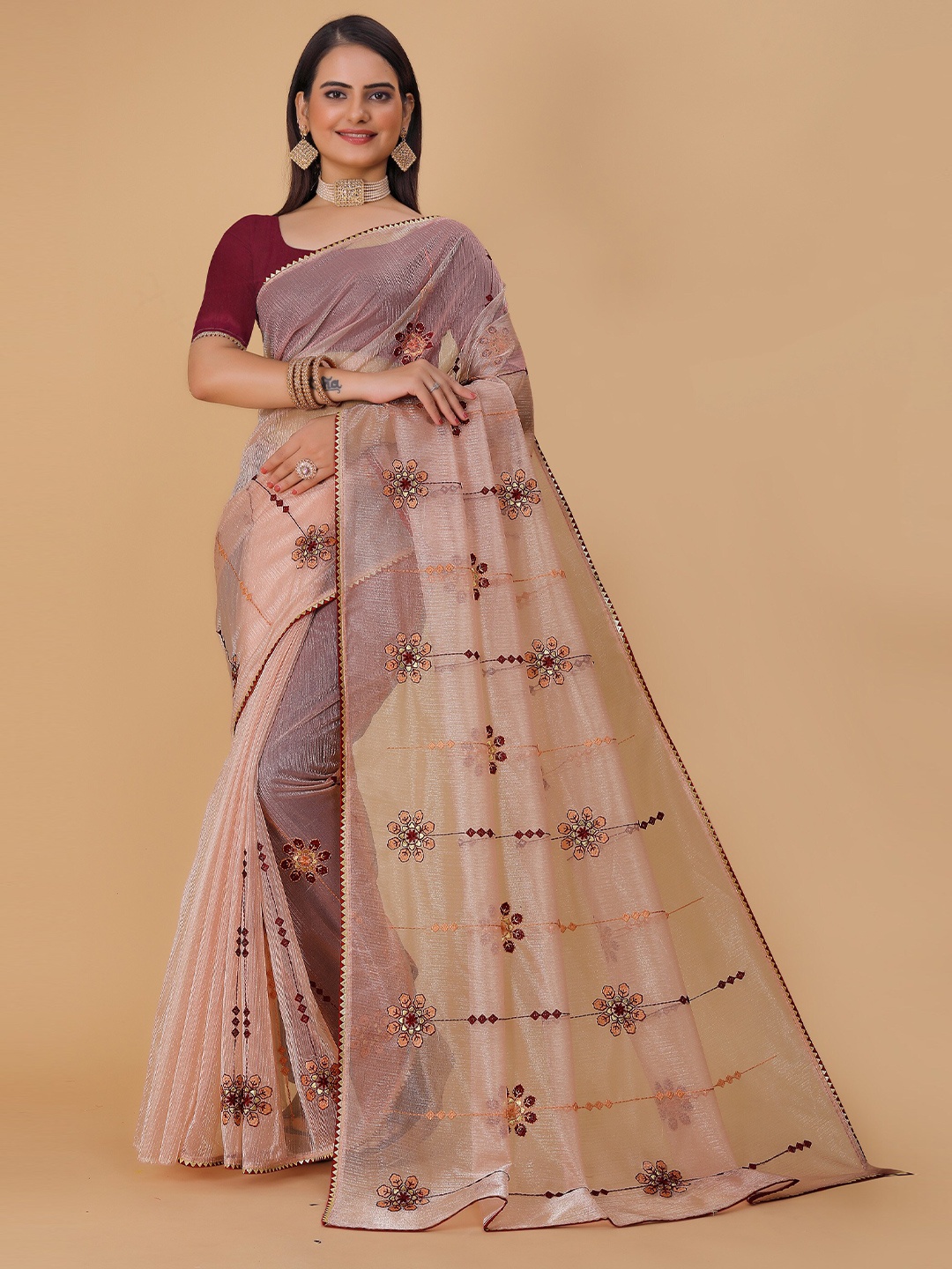 

DRIZOMIZ Sequinned Organza Tussar Saree, Maroon