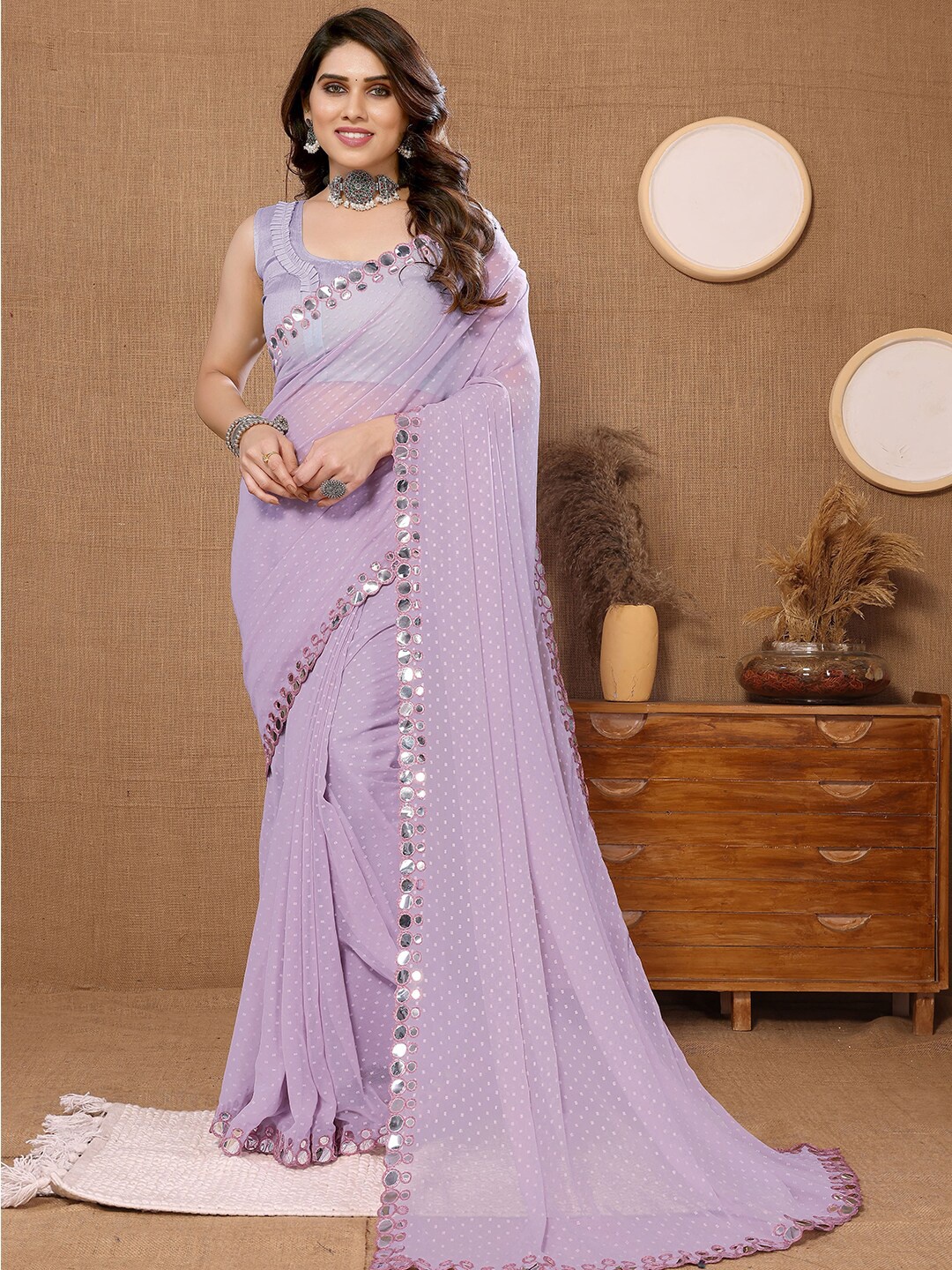 

PATLIPALLU Polka Dots Printed Mirror Work Saree, Lavender