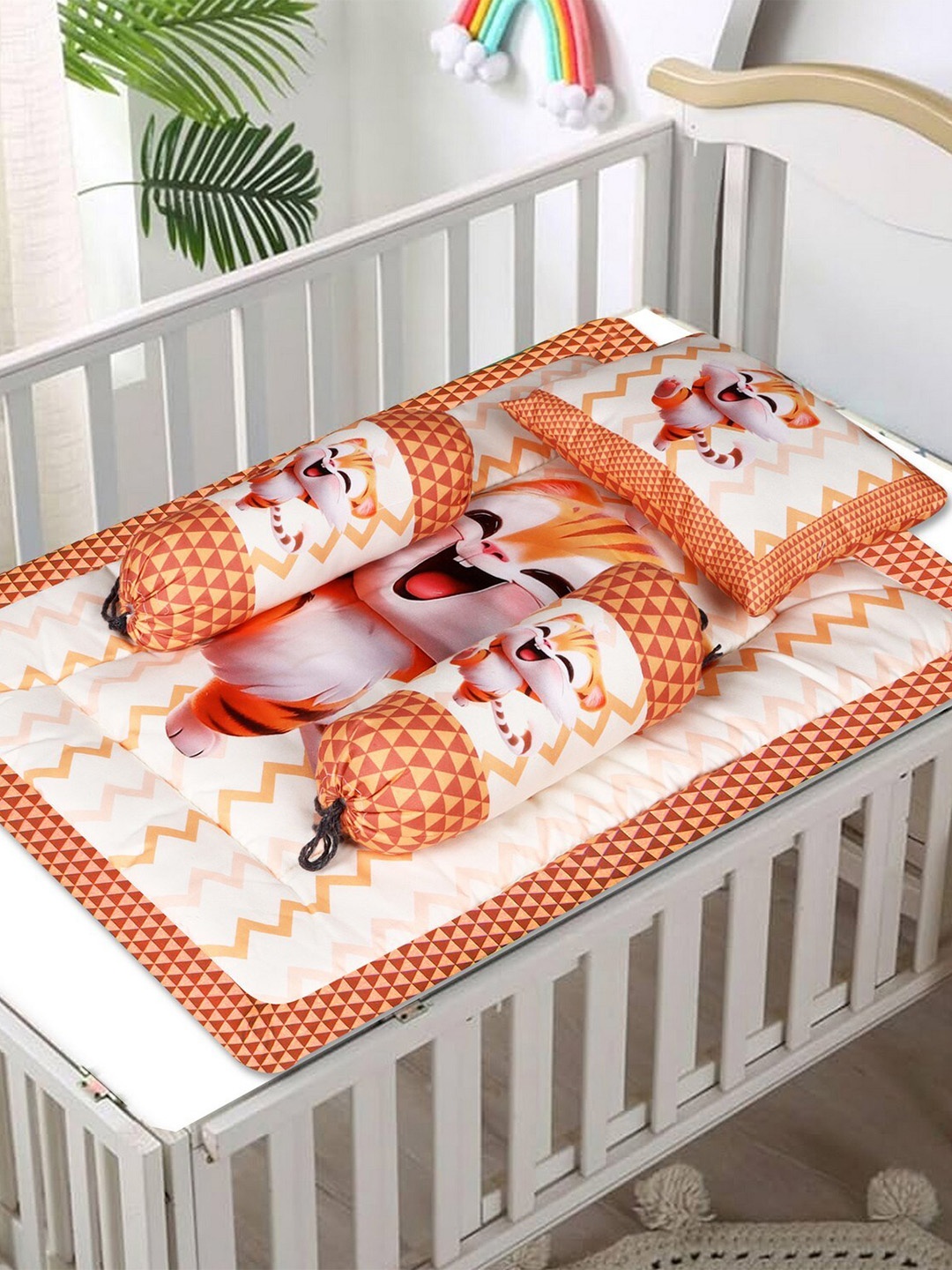 

LOREM Infants Printed Cotton Baby Bed Set, Orange