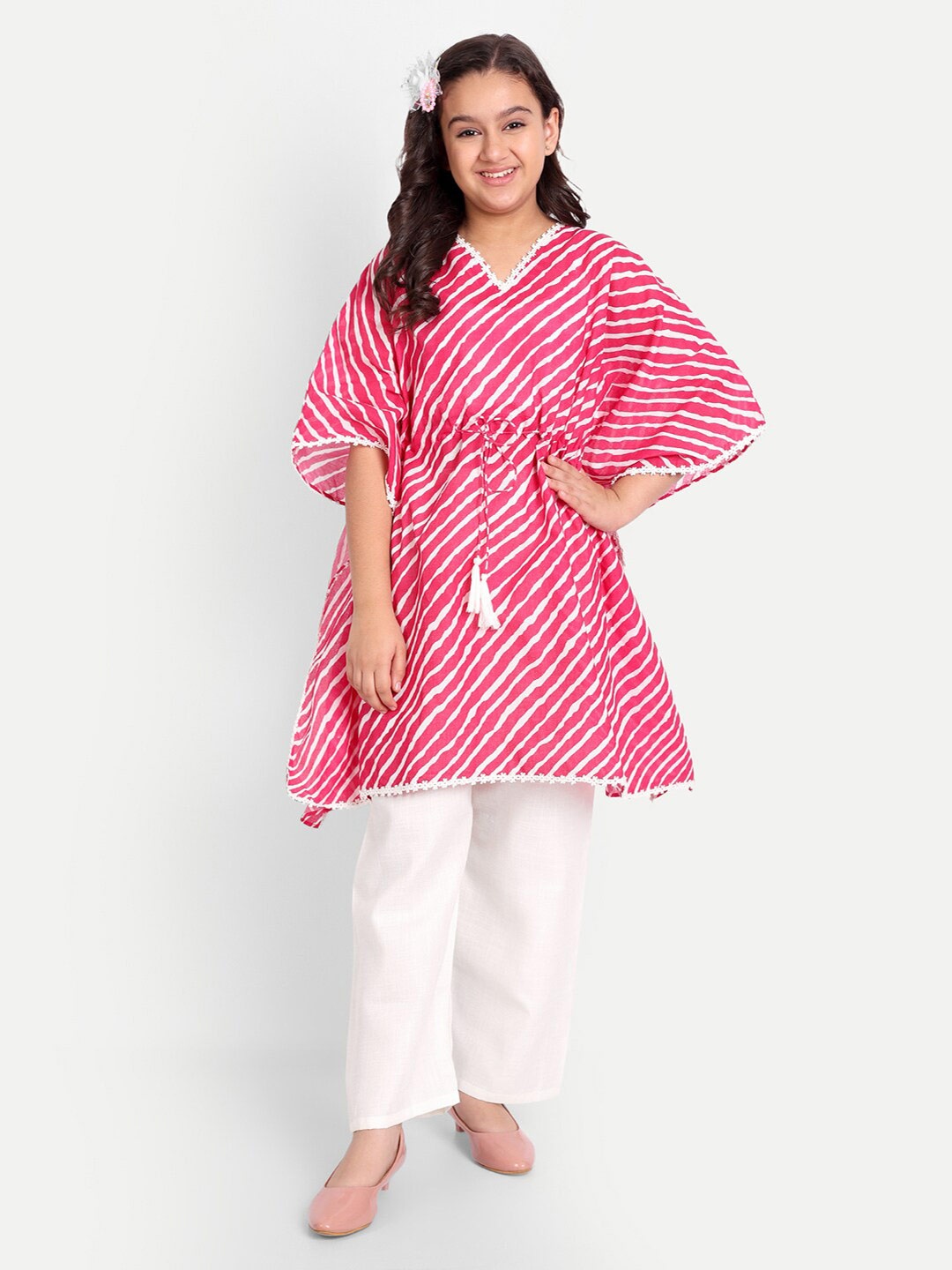 

Modish Couture Girls Leheriya Printed V-Neck Kaftan Pure Cotton Kurta With Palazzos, Pink