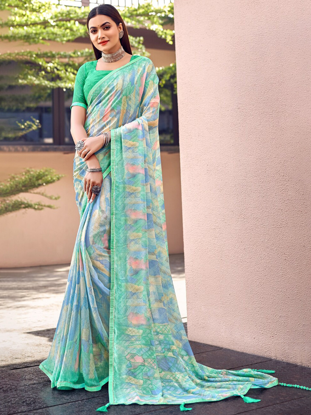 

Reboot Fashions Abstract Printed Embellished Maheshwari Pure Chiffon Saree, Green