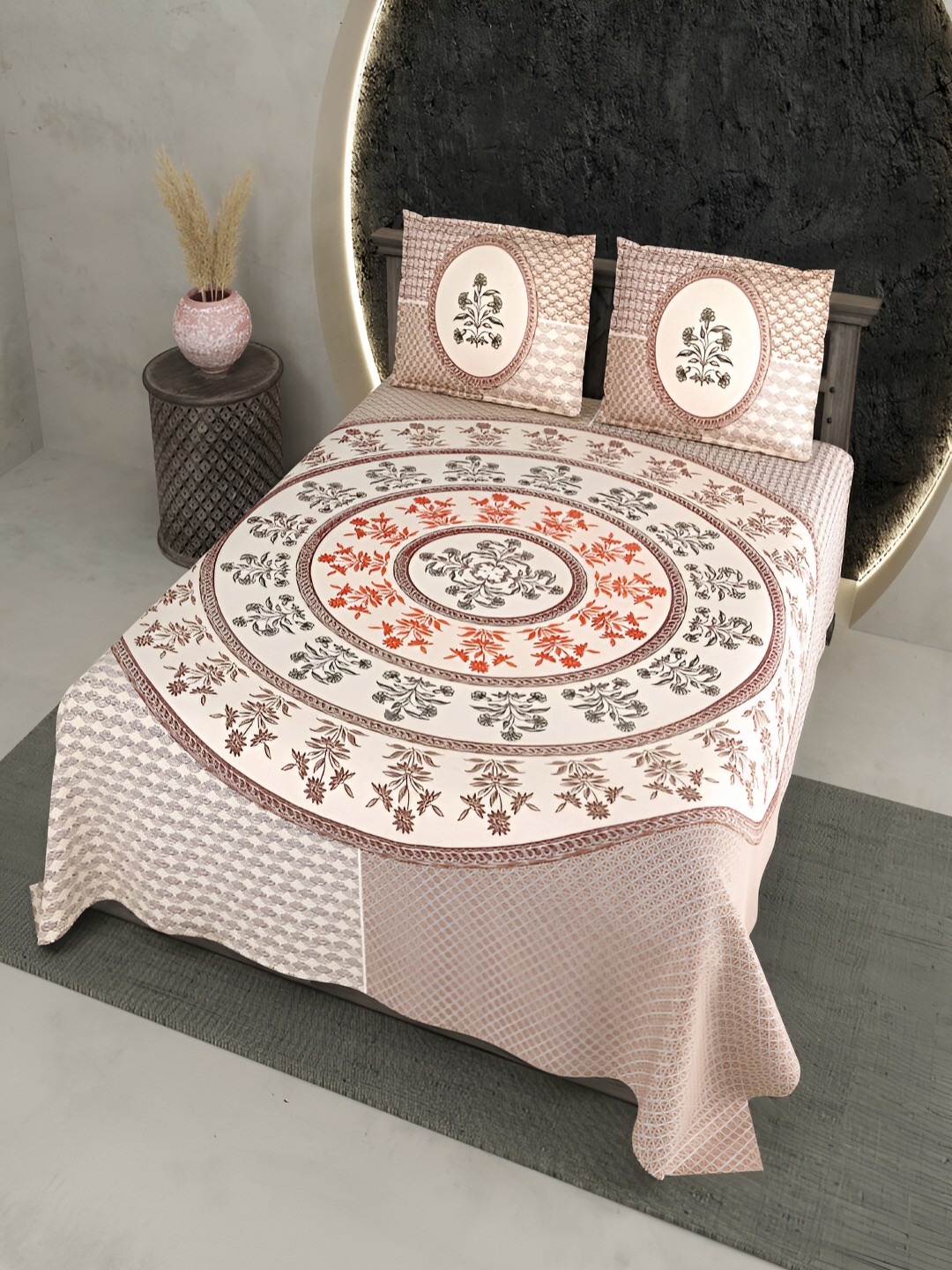 

Qfab Orange Floral Cotton 144 TC King Bedsheet with 2 Pillow Covers