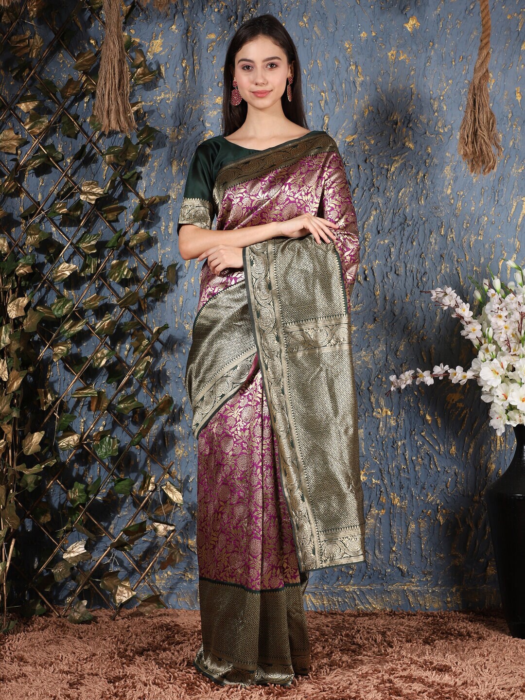 

61&7NX Ethnic Motifs Woven Design Zari Saree, Purple