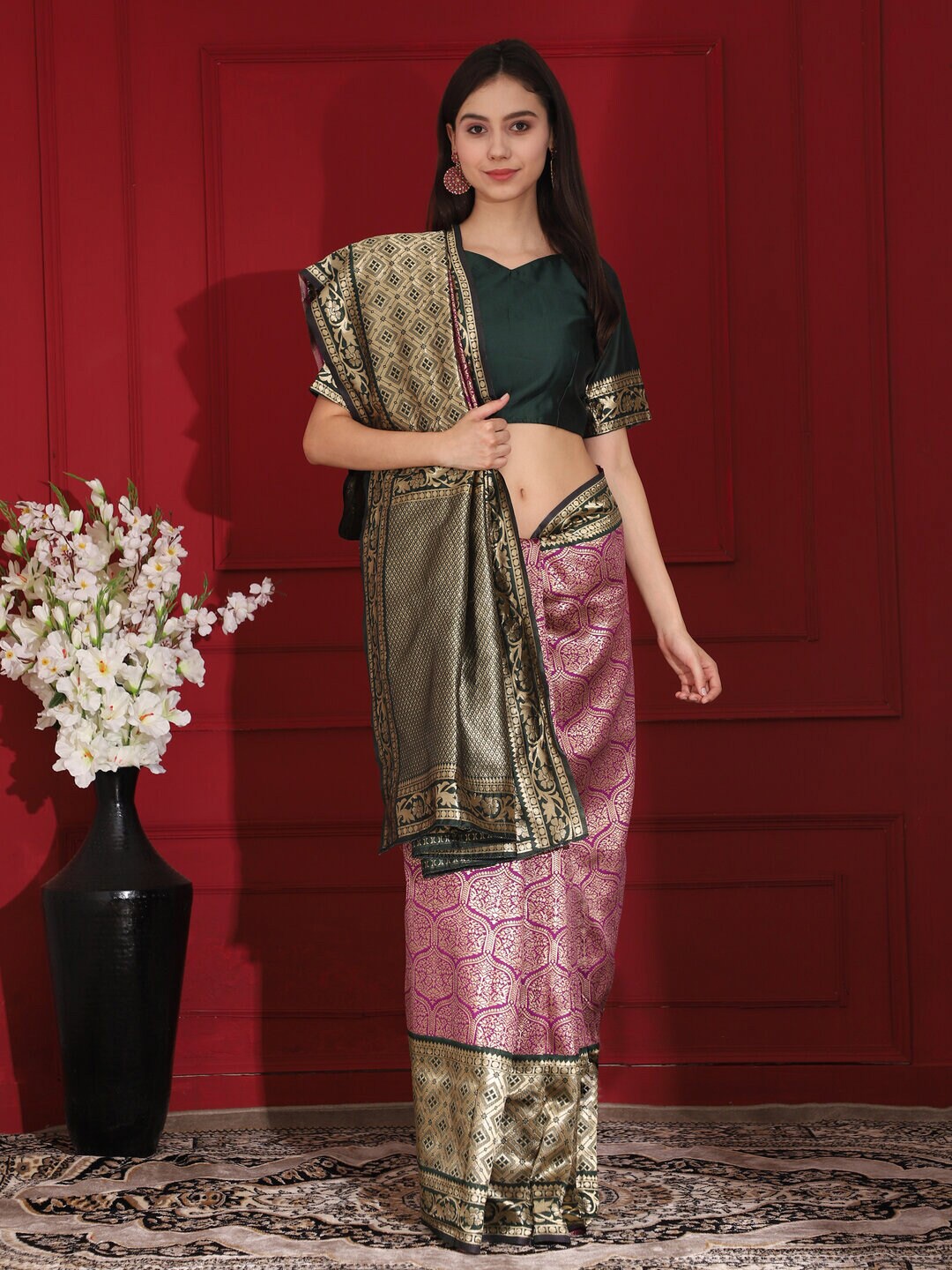 

61&7NX Ethnic Motifs Woven Design Zari Saree, Purple