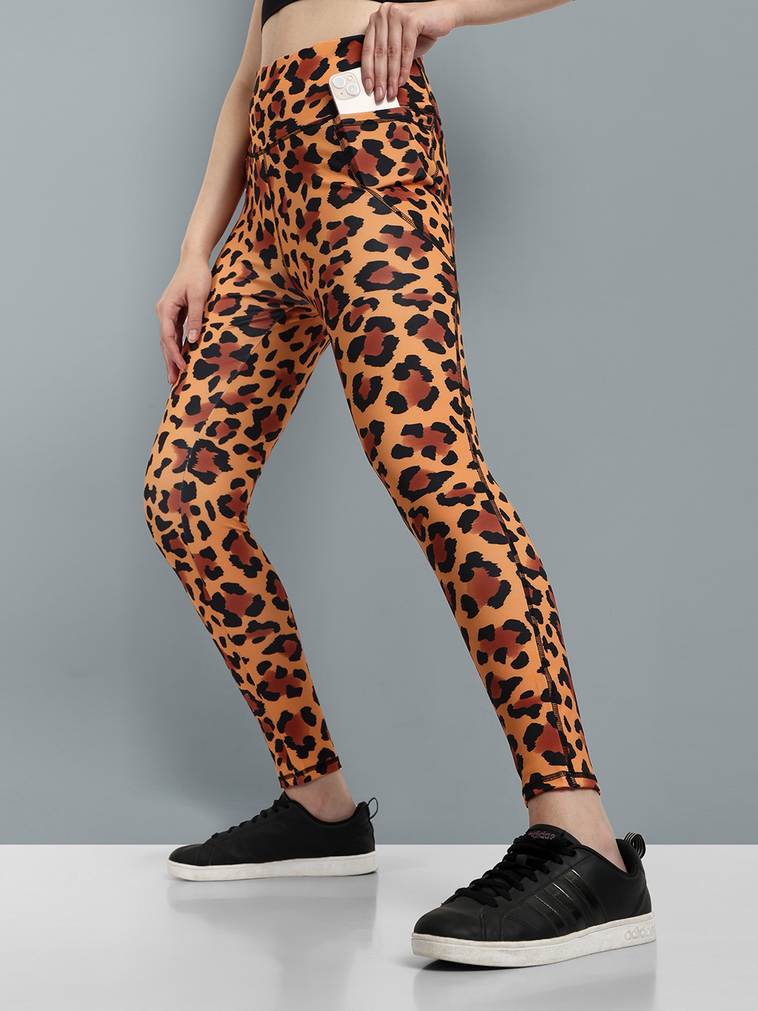 

KRONMENINEN Women Printed 4-Way Stretch Rapid-Dry Training Tights, Orange