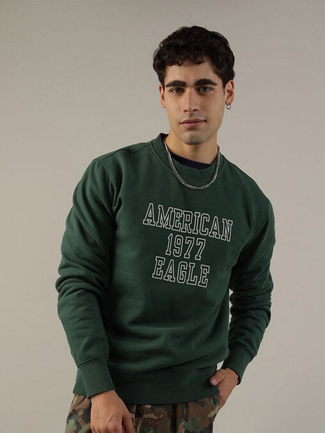 

AMERICAN EAGLE OUTFITTERS Typography Printed Sweatshirt, Green