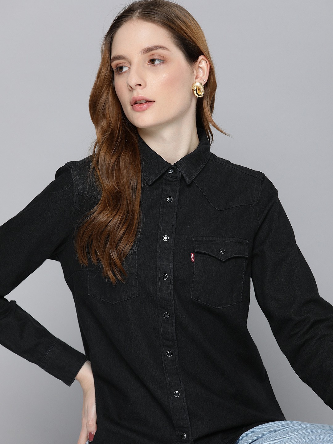

Levis Pure Cotton Solid Casual Shirt, Black