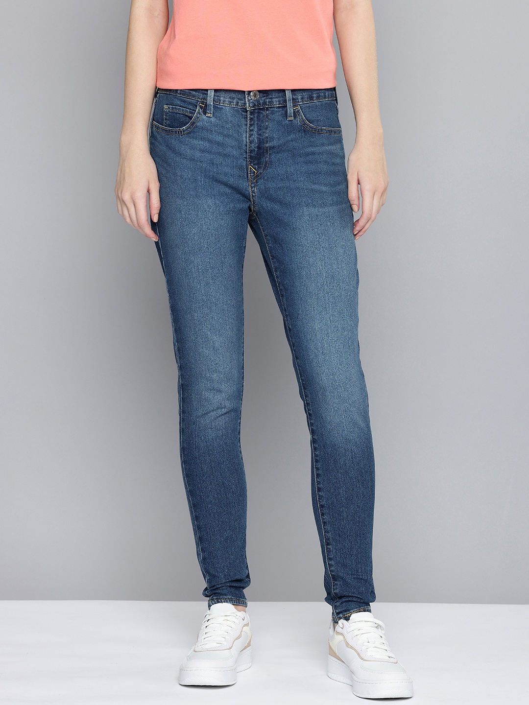 

Levis Women 710 Super Skinny Fit Light Fade Stretchable Jeans, Navy blue