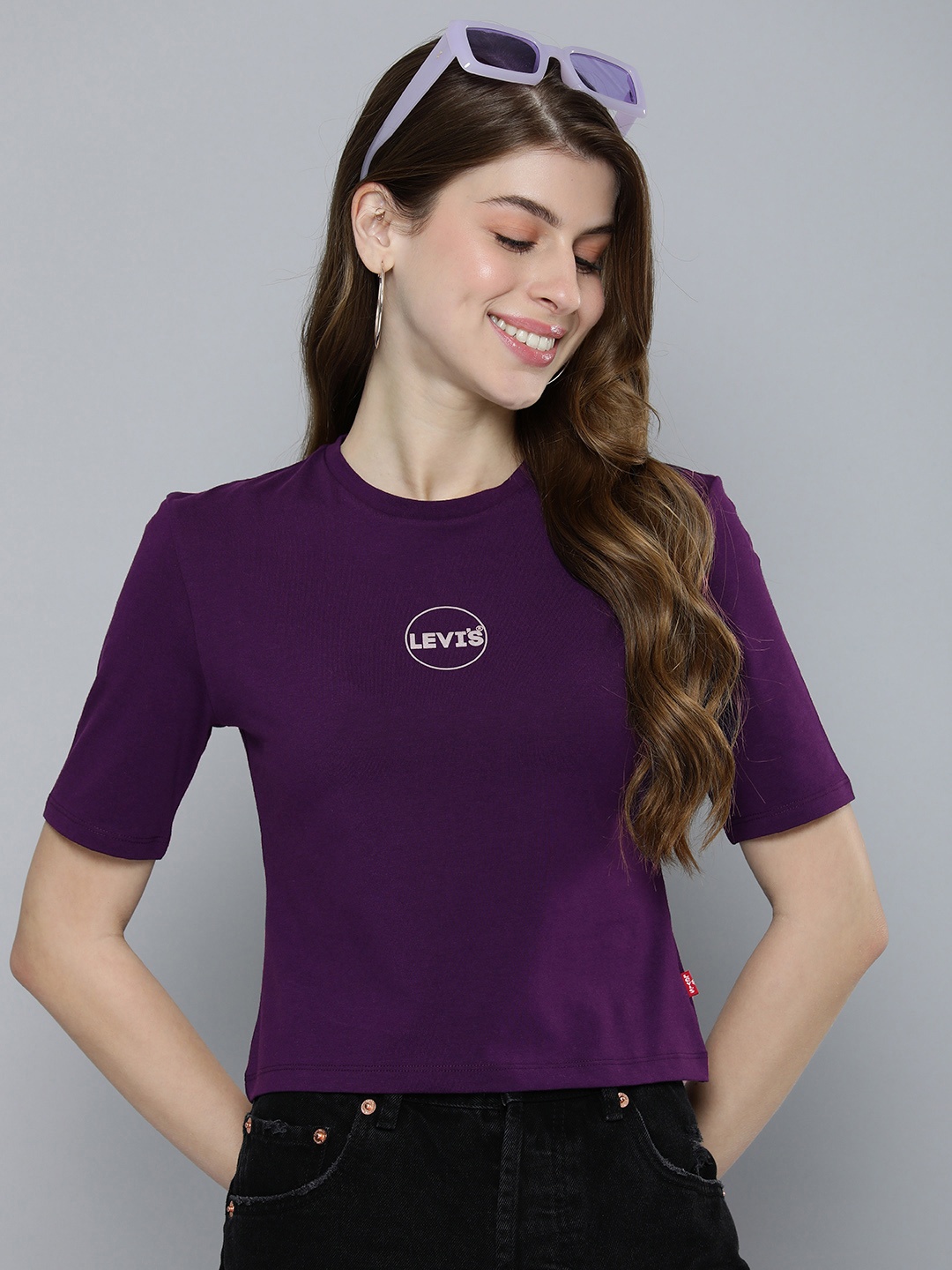 

Levis Brand Logo Printed Slim Fit T-shirt, Purple