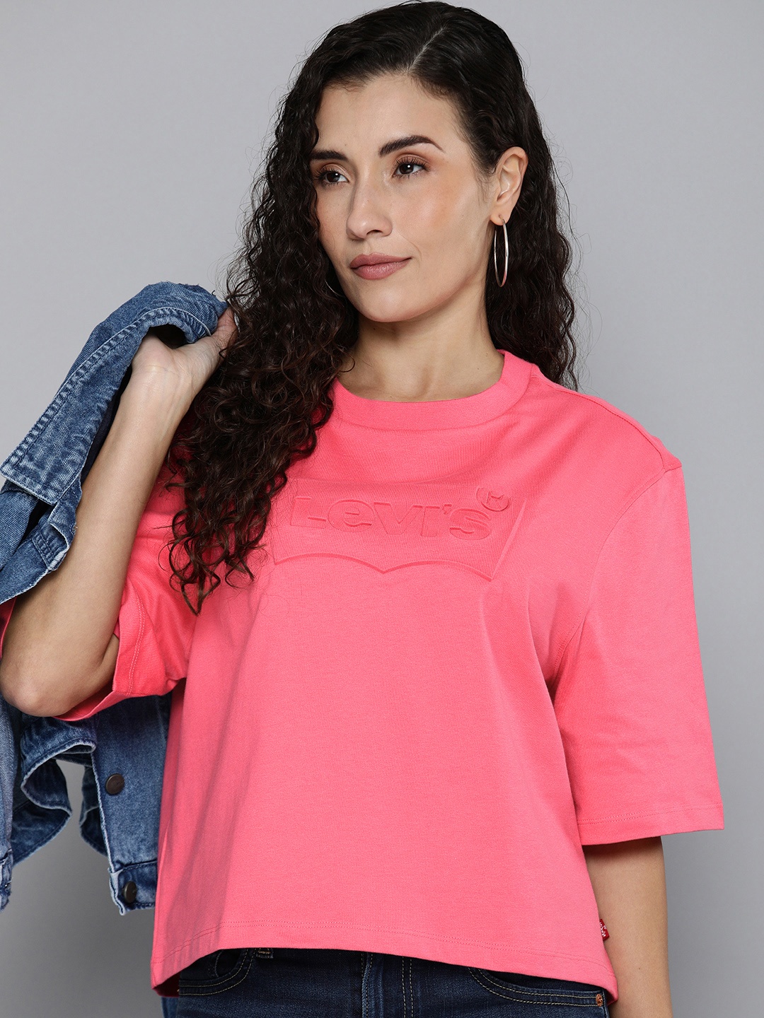 

Levis Brand Logo Embossed Effect Pure Cotton T-shirt, Coral