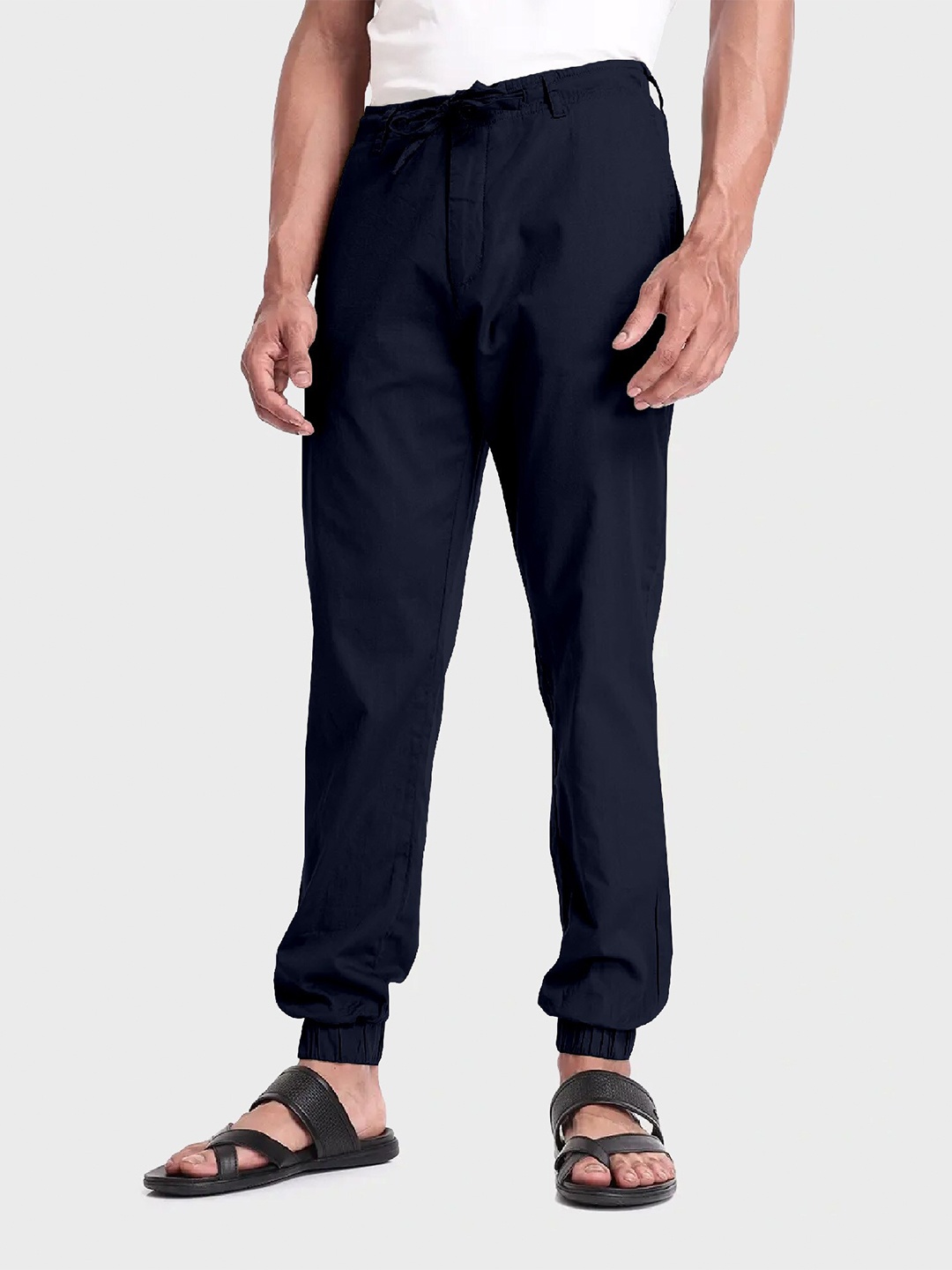 

FTX Men Pure Cotton Mid-Rise Joggers, Navy blue