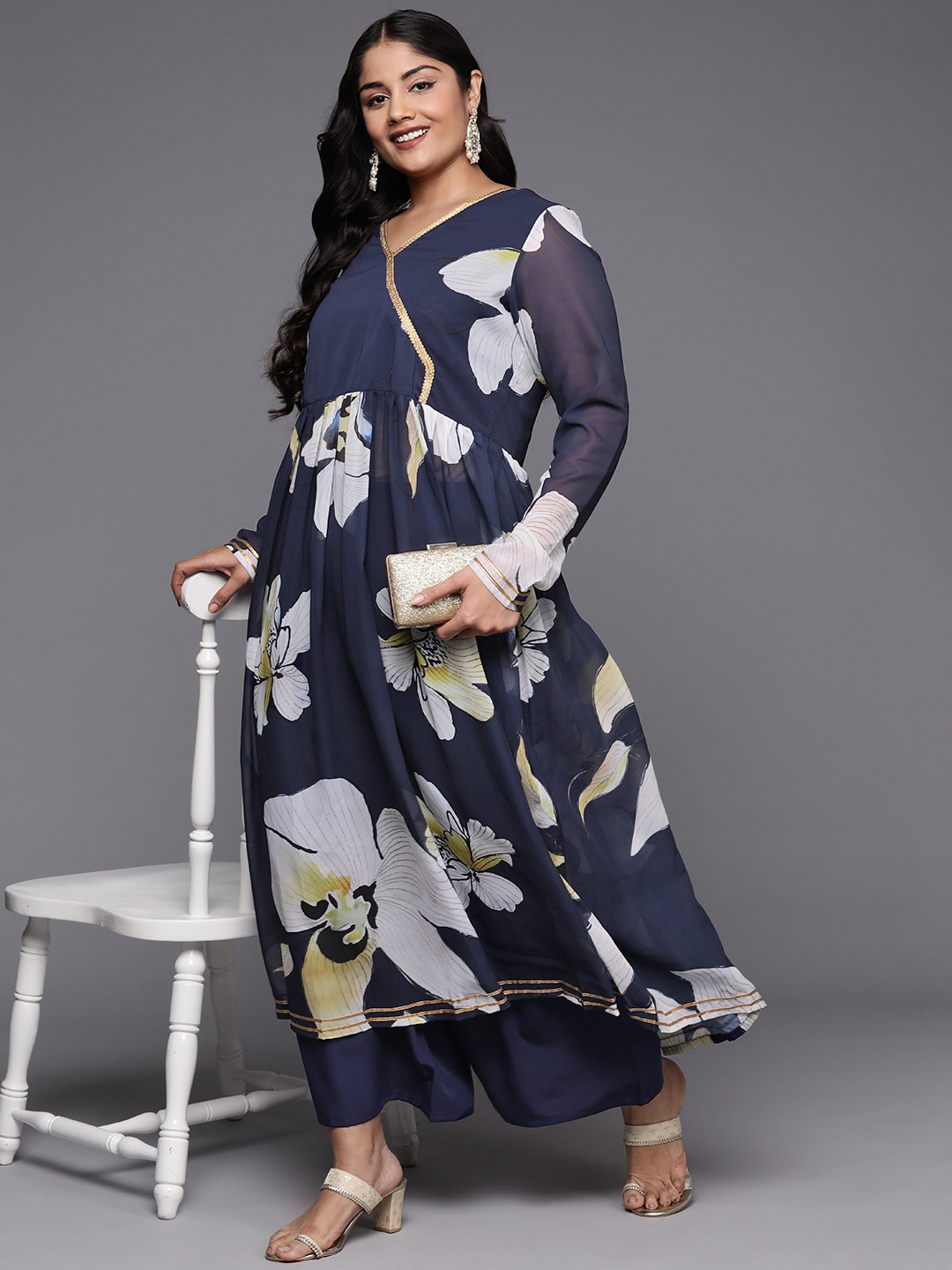 

A PLUS BY AHALYAA Plus Size Floral Printed Zari Angrakha Anarkali Kurta Set, Navy blue