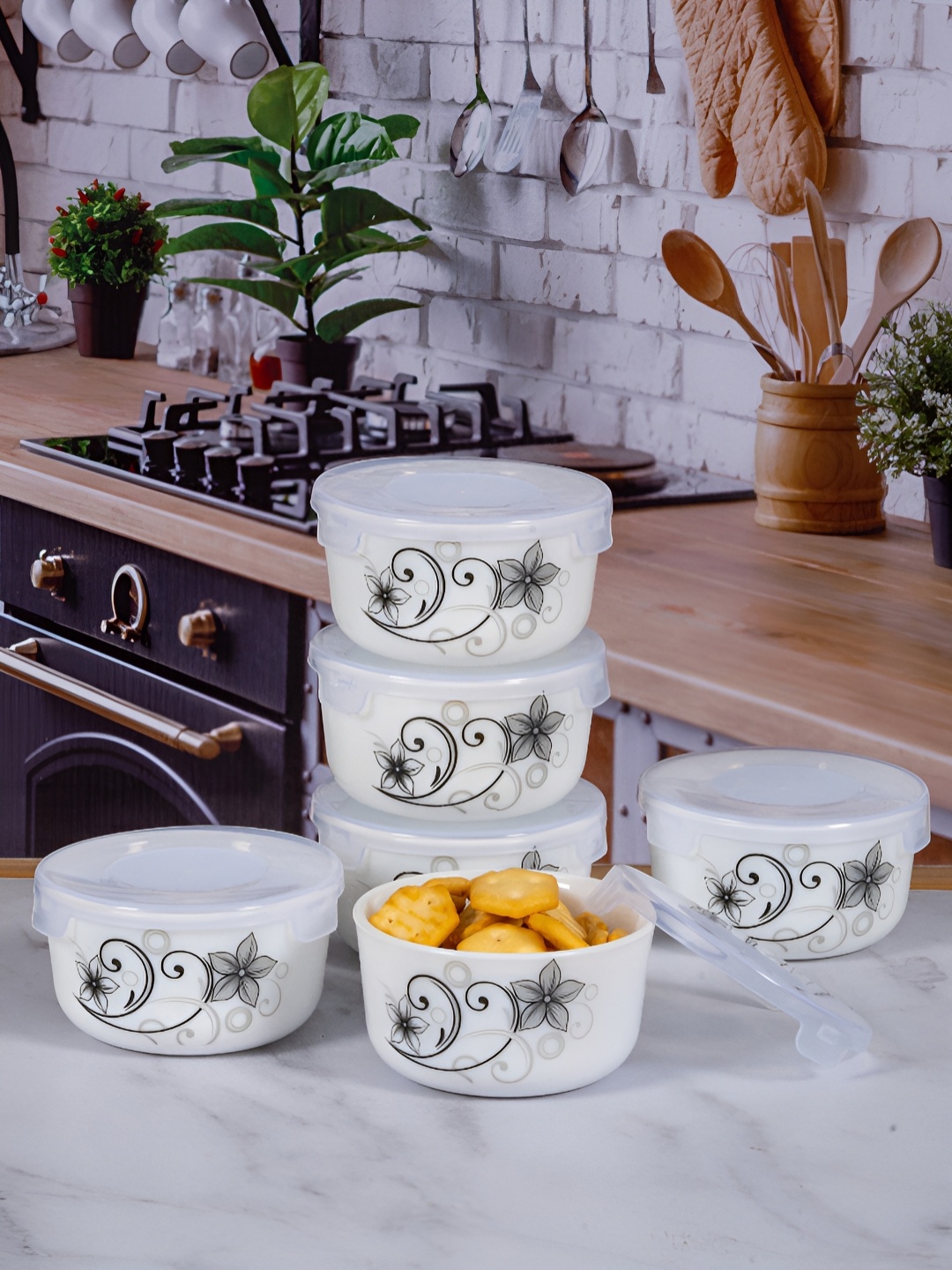 

Cello White & Grey 6 Pieces Glass Dishwasher Safe Food Container With Lid 140 ml Each