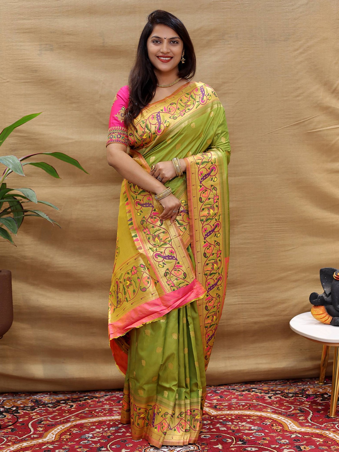 

PATIALAPICKS Woven Design Zari Pure Silk Heavy Work Kanjeevaram Saree, Lime green
