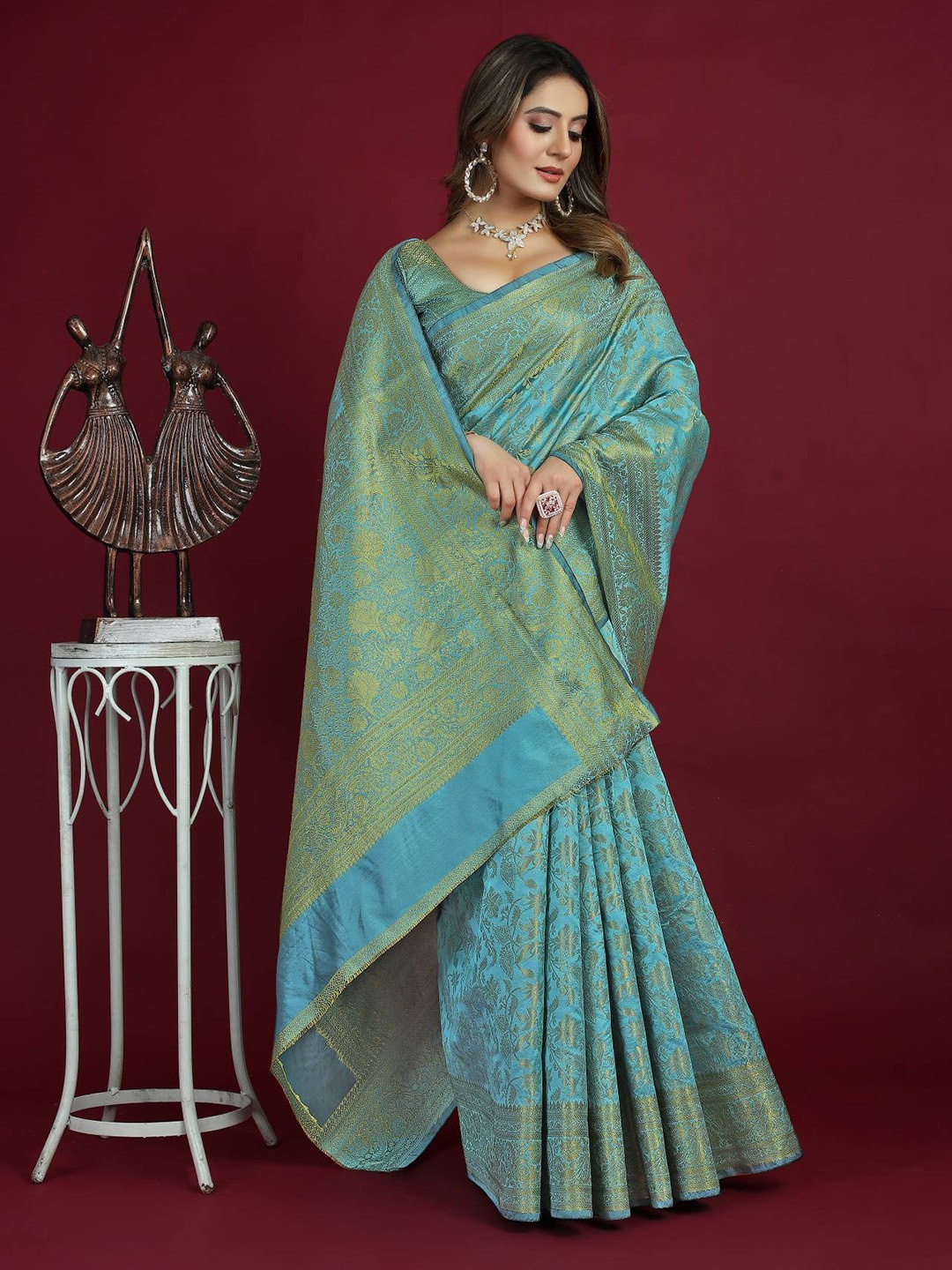 

PATIALAPICKS Floral Woven Design Zari Pure Silk Kanjeevaram Saree, Blue