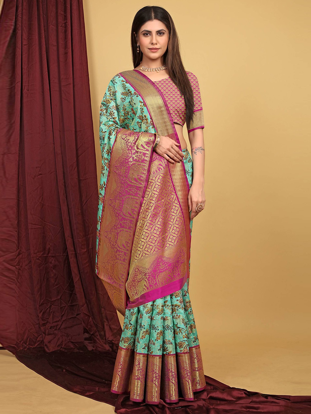 

PATIALAPICKS Floral Woven Design Zari Pure Silk Kanjeevaram Saree, Blue