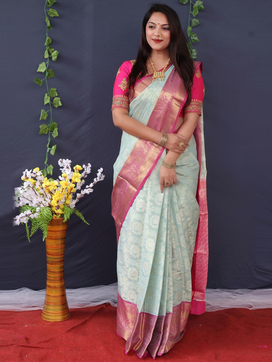 

PATIALAPICKS Woven Design Zari Pure Silk Heavy Work Kanjeevaram Saree, Blue