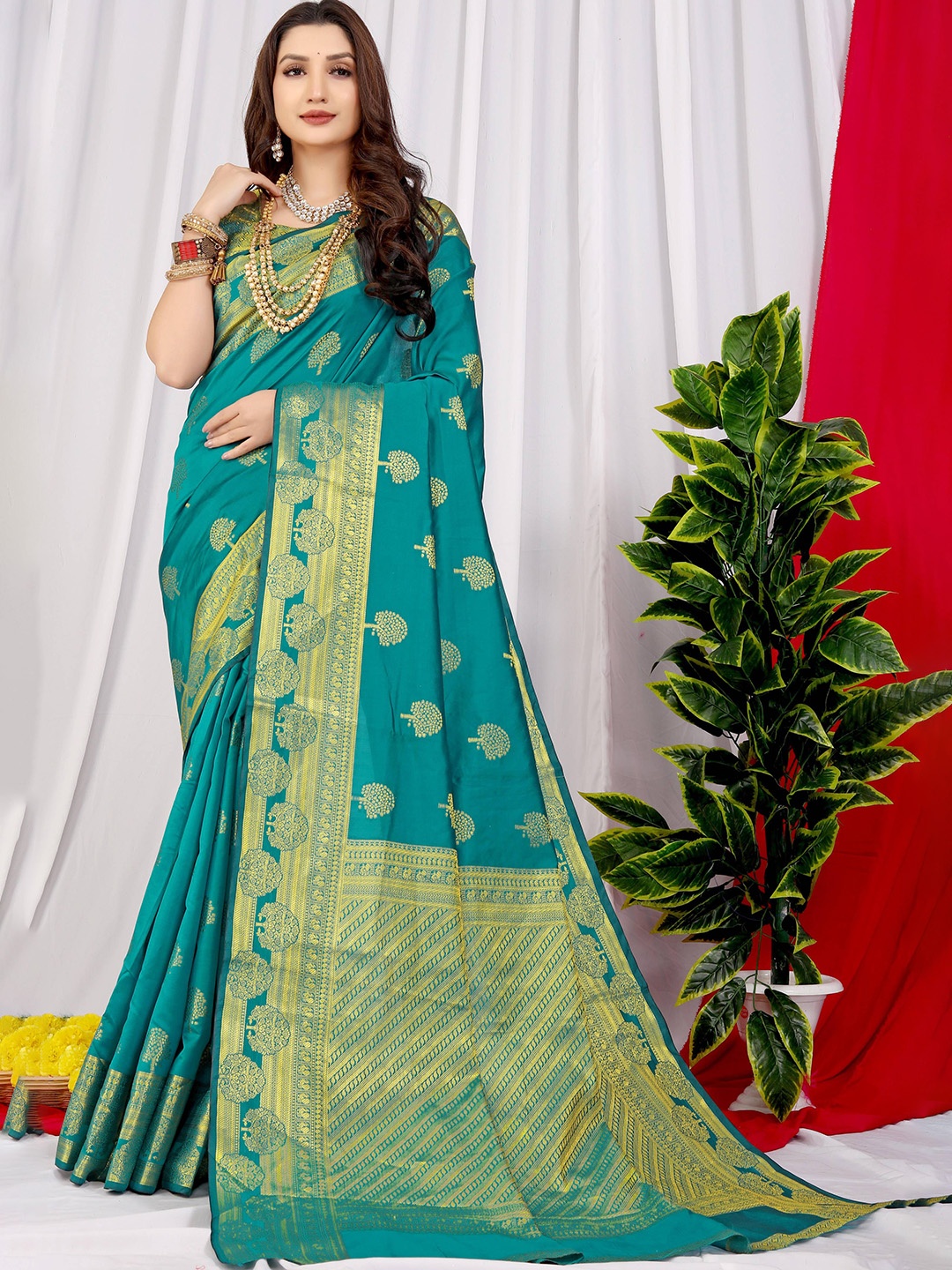 

PATIALAPICKS Woven Design Zari Pure Silk Kanjeevaram Saree, Blue