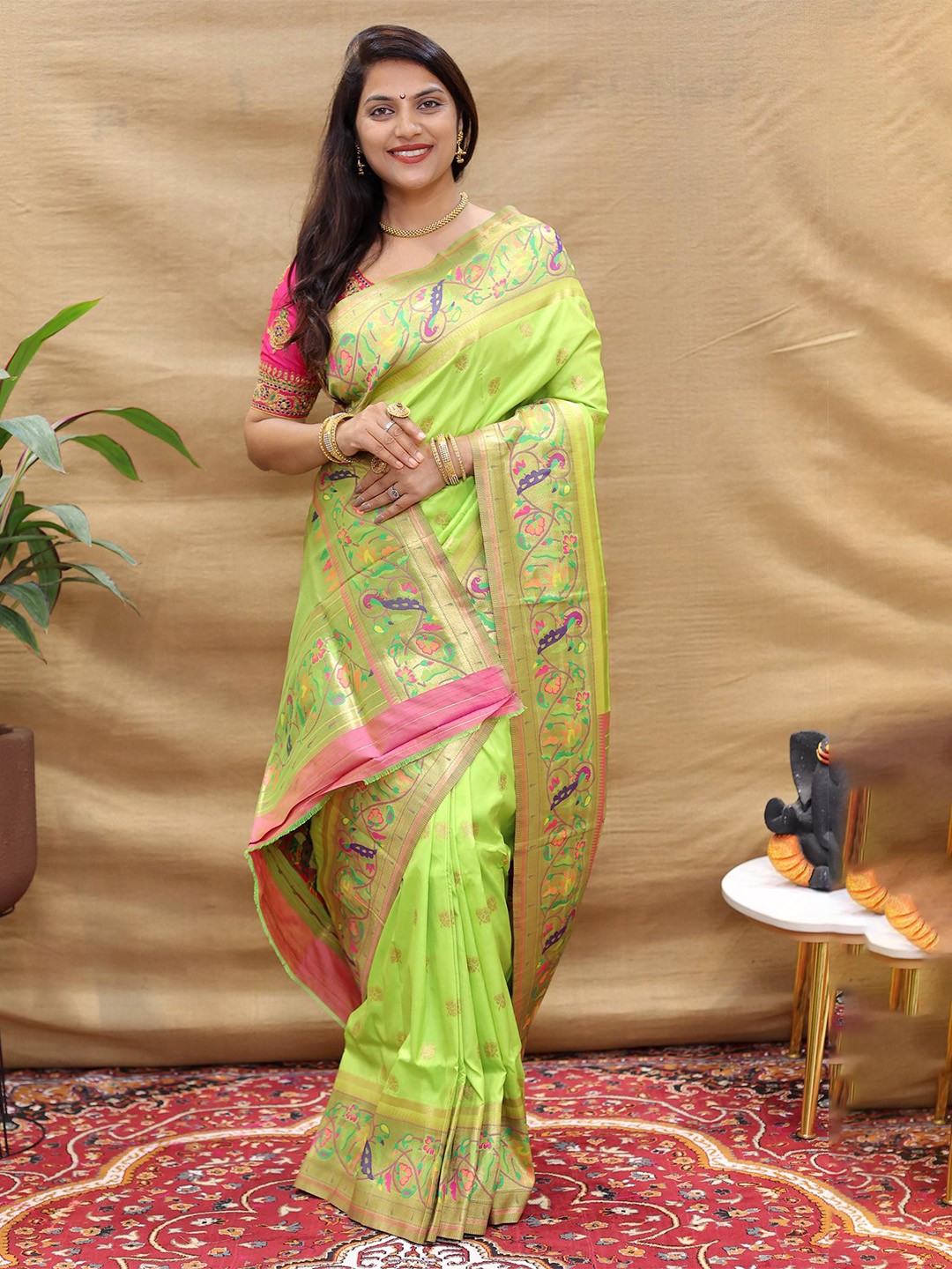 

PATIALAPICKS Ethnic Woven Design Zari Pure Silk Heavy Work Kanjeevaram Saree, Lime green