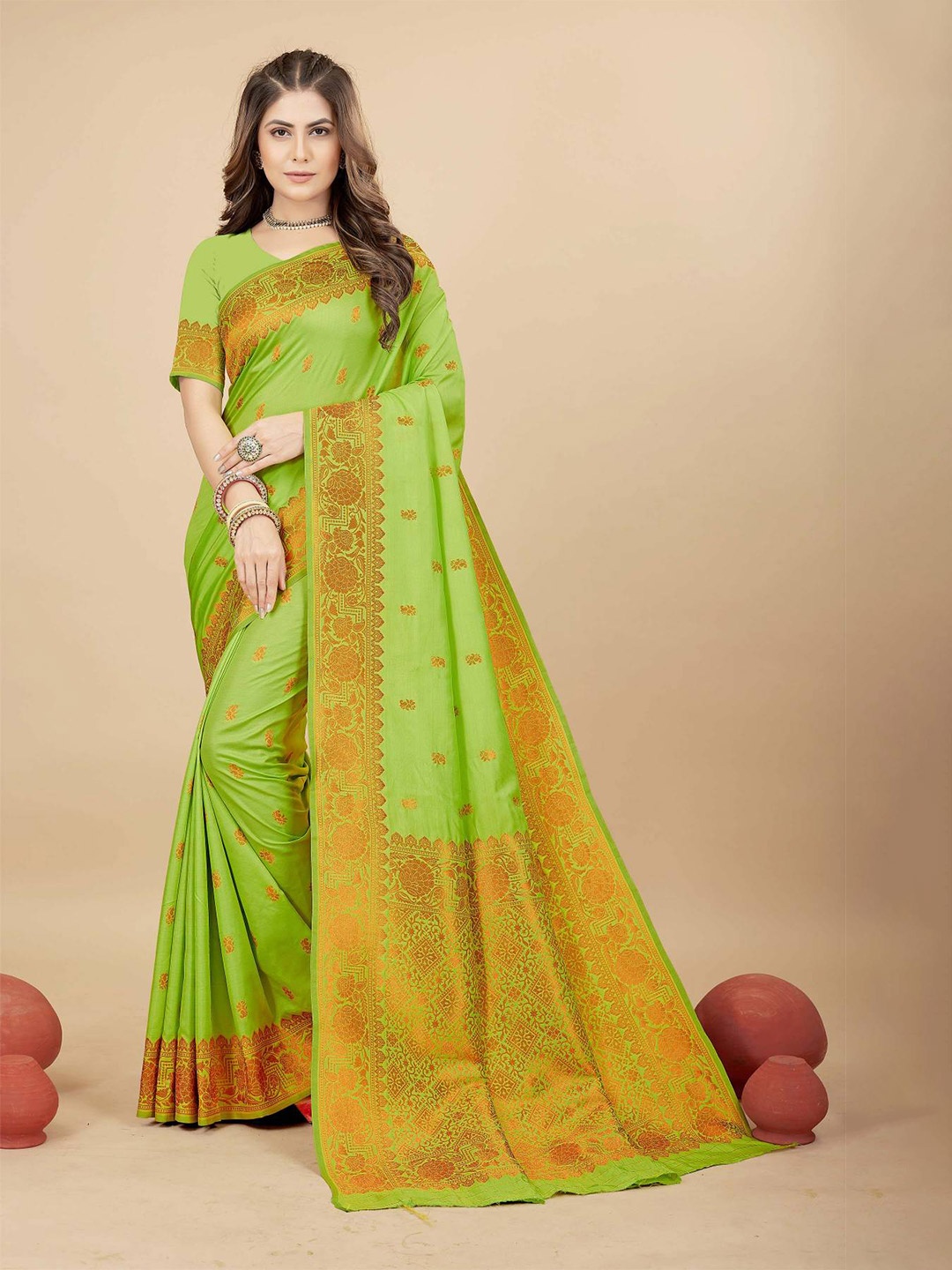 

PATIALAPICKS Ethnic Motifs Zari Woven Design Pure Silk Kanjeevaram Saree, Lime green