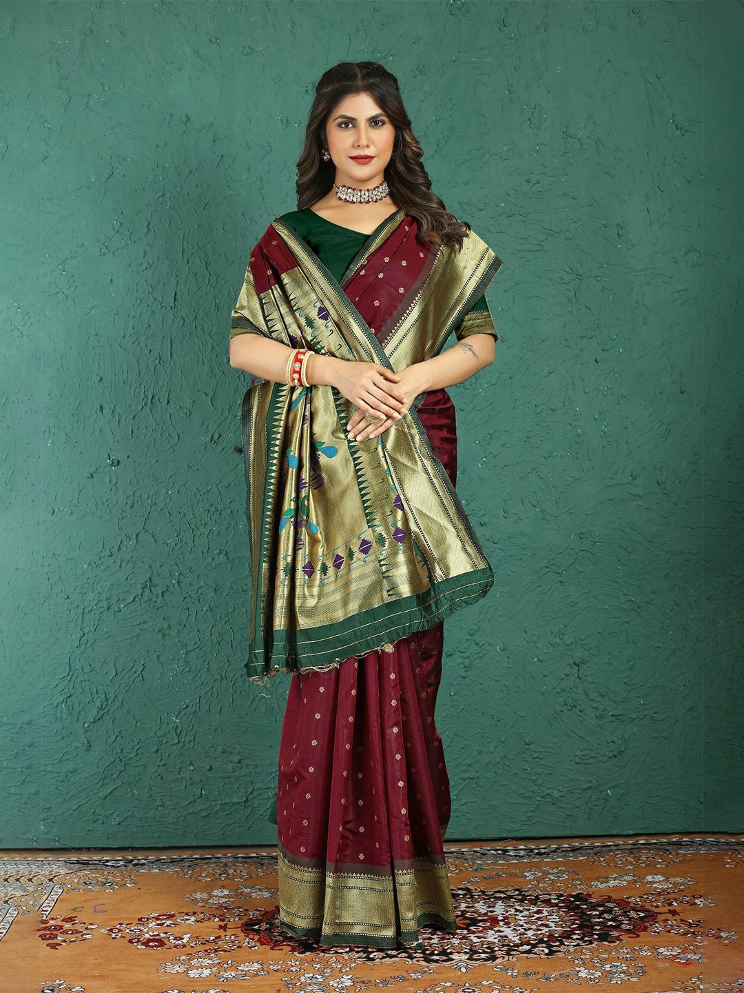 

PATIALAPICKS Ethnic Motifs Zari Woven Design Pure Silk Kanjeevaram Saree, Maroon