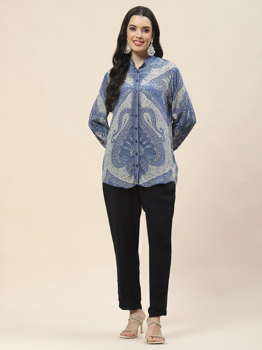 

Meena Bazaar Abstract Printed Mandarin Collar Three-Quarter Sleeves Crepe Kurta, Blue