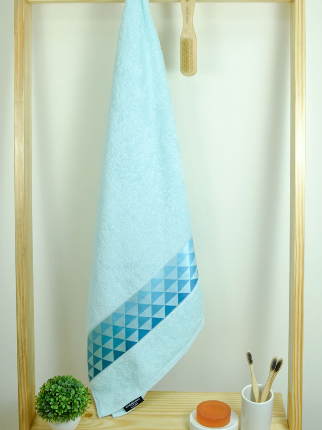 

Aura Art Gallary Turquoise Blue Cotton 380 GSM Bath Towel