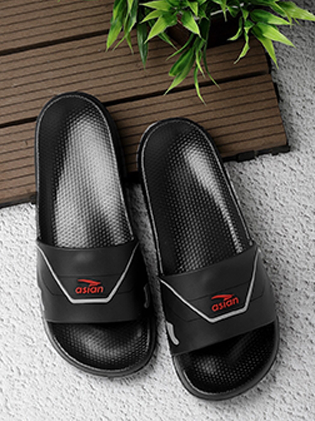 

ASIAN Men Printed Sliders, Black