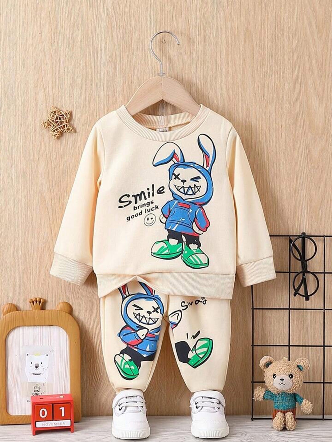

Googo Gaaga Boys Printed T-shirt With Trousers, Cream