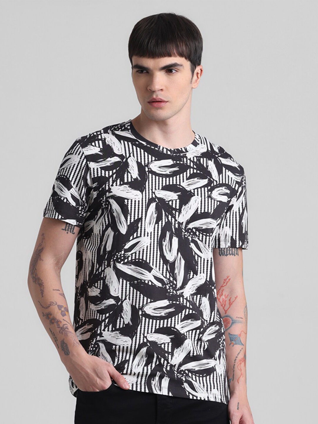 

Jack & Jones Printed Slim Fit T-shirt, Black